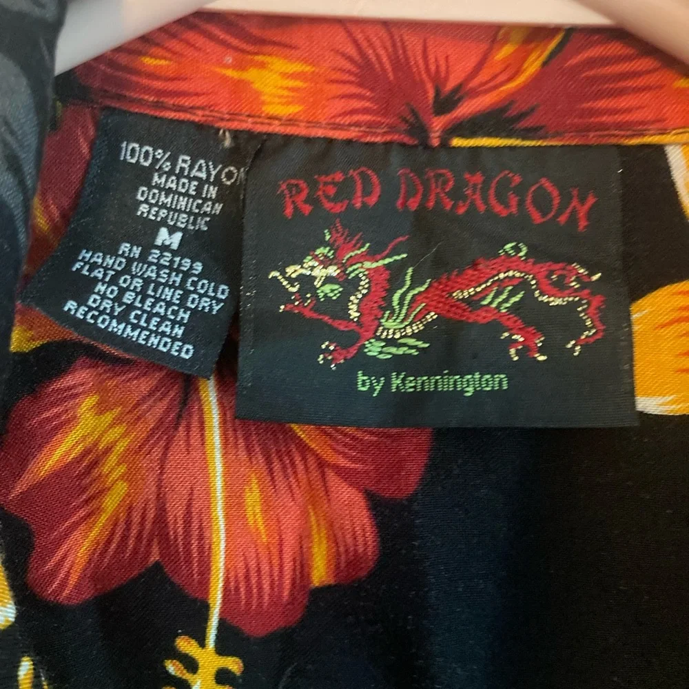 Red Dragon SZ M vintage colorful Floral Shirt with surfers